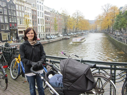 Erynn and Greta - Amsterdam